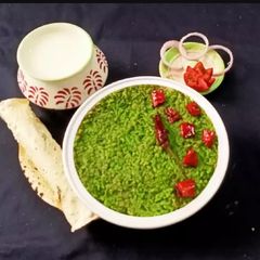 A picture of Spinach khichdi.