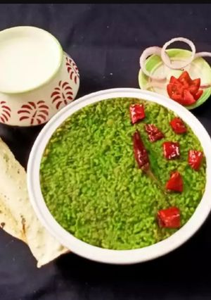 A picture of Spinach khichdi.