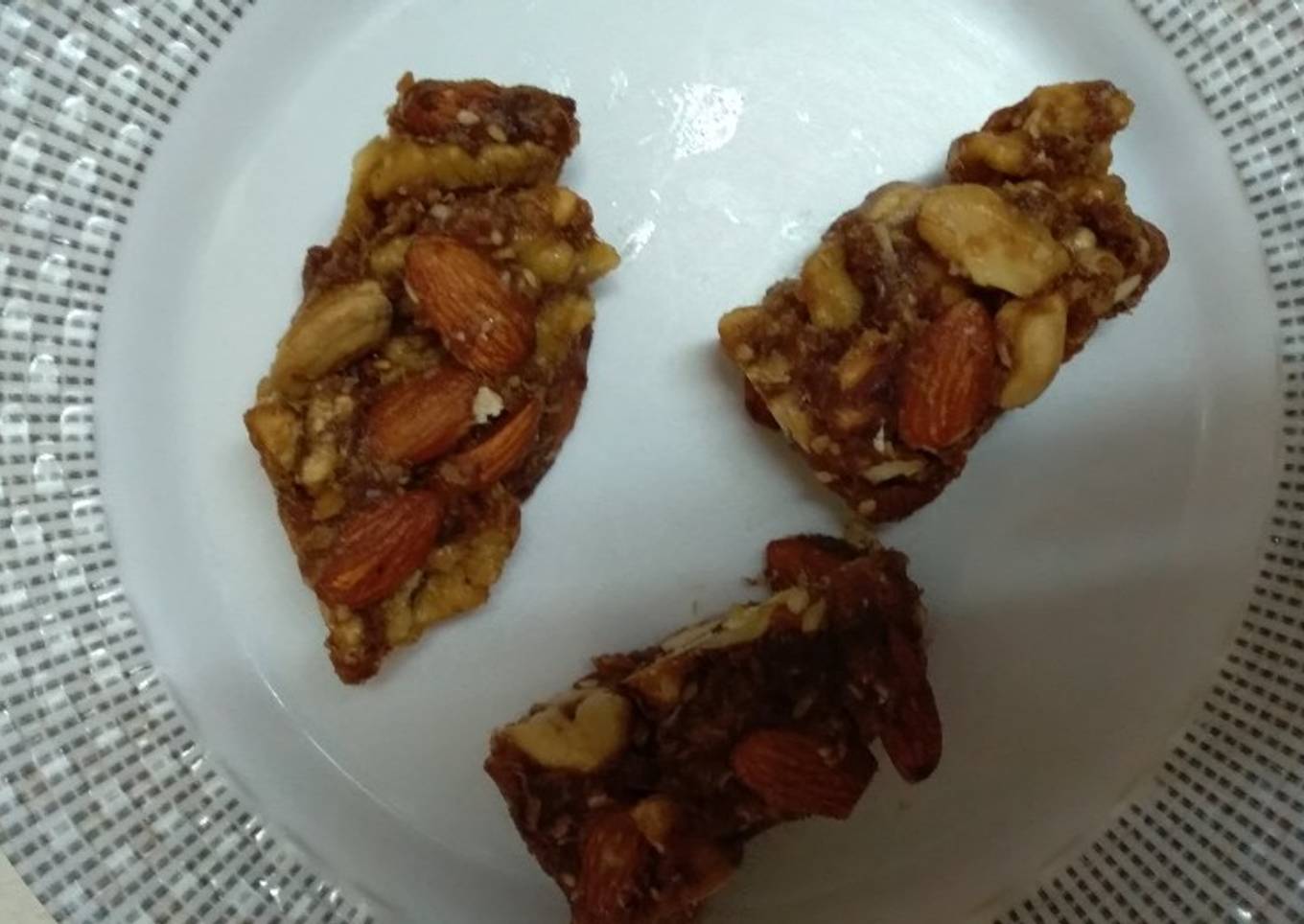 Dry nuts dates barfi#eid challenge