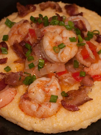Recipe Shrimp and cheesy grits with bacon the Awesome  Really delicious