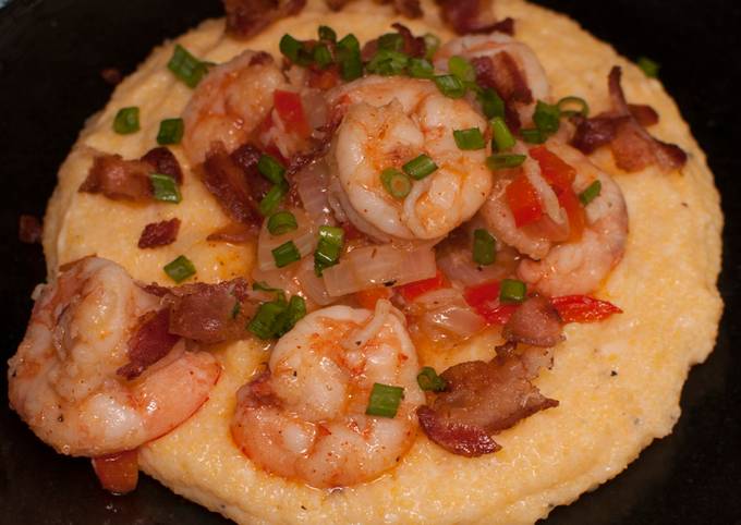 Steps to Make Ultimate Shrimp and cheesy grits with bacon