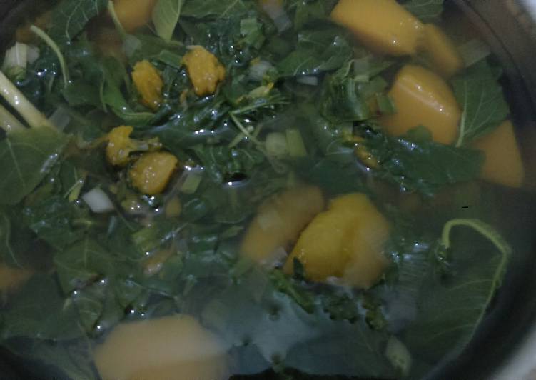Langkah Mudah untuk memasak Sayur Bayam Labu Kuning Kuah Anti Gagal