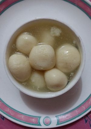 A picture of Chena rasgulla.