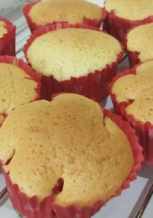 Foto resep Condensed Milk Cotton Cake 5 Bahan