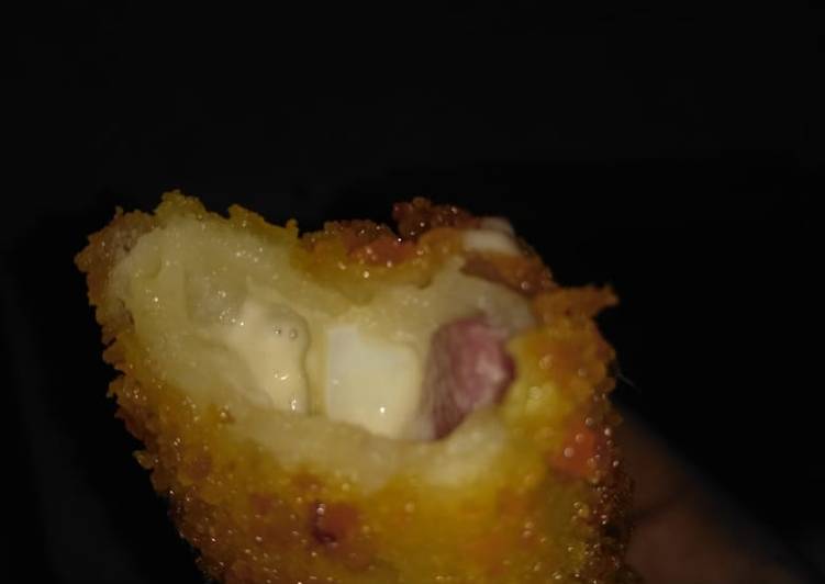 Risoles Egg Sosis Mayo