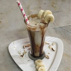 A picture of Chocolate banana smoothie.