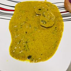 A picture of Aloo khorma.