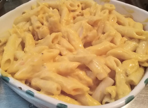 Una foto de Macarrones con queso!! 🧀🧀🧀
