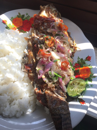 Bagaimana Membuat Mujair Goreng Sambal Matah Yang Rasanya Juara Banget