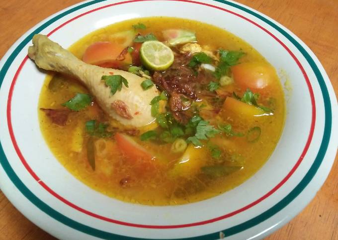 Soto Ayam Kuah Kuning