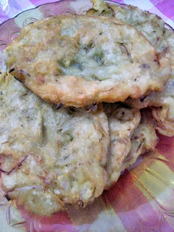 Langkah Mudah untuk Membikin Resep Bakwan tauge kriuk yang Enak Banget Anti Ribet, Sempurna