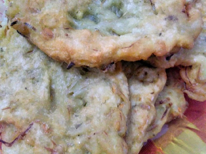 Langkah Mudah untuk Membikin Resep Bakwan tauge kriuk yang Enak Banget Anti Ribet, Sempurna