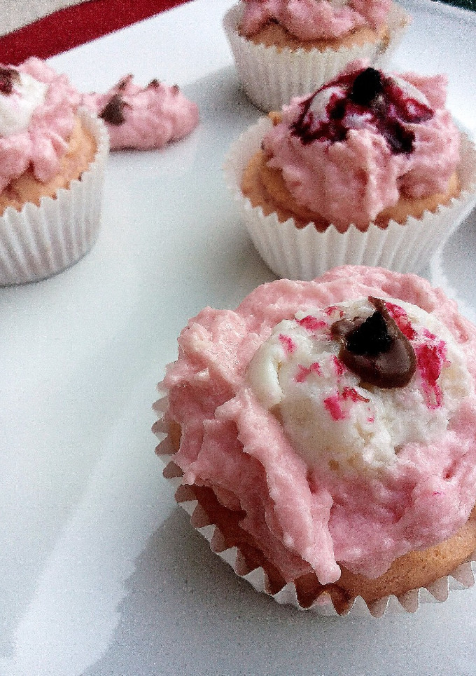Una foto de Cupcakes "Ojos sangrientos"