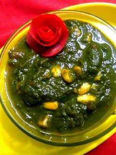 पालक कॉर्न ग्रेवी (Palak corn gravy recipe in hindi) रेसिपी मुख्य फोटो