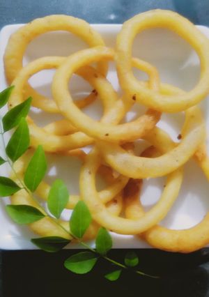 A picture of Potato garlic Rings.