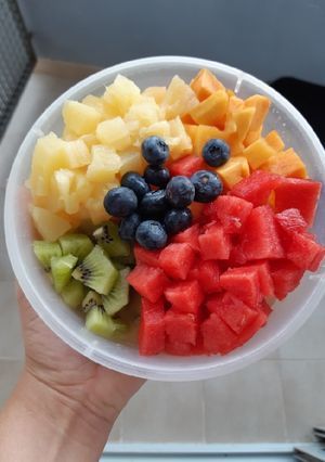 Una foto de Macedonia de frutas