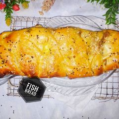 A picture of Fish bread.