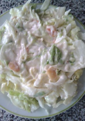 Una foto de Ensalada fresca de col