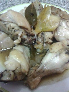 Una foto de Pollo al ajillo tradicional