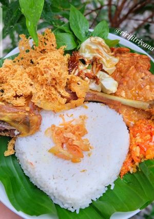 Foto resep Ayam Kampung Goreng Kremes (anti gagal)