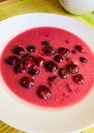 Meggyleves 🍒 recept fotója