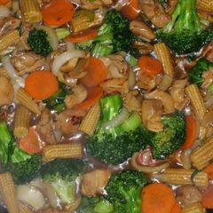 A picture of Chilli Chicken Stir Fry 🌶️🐔.
