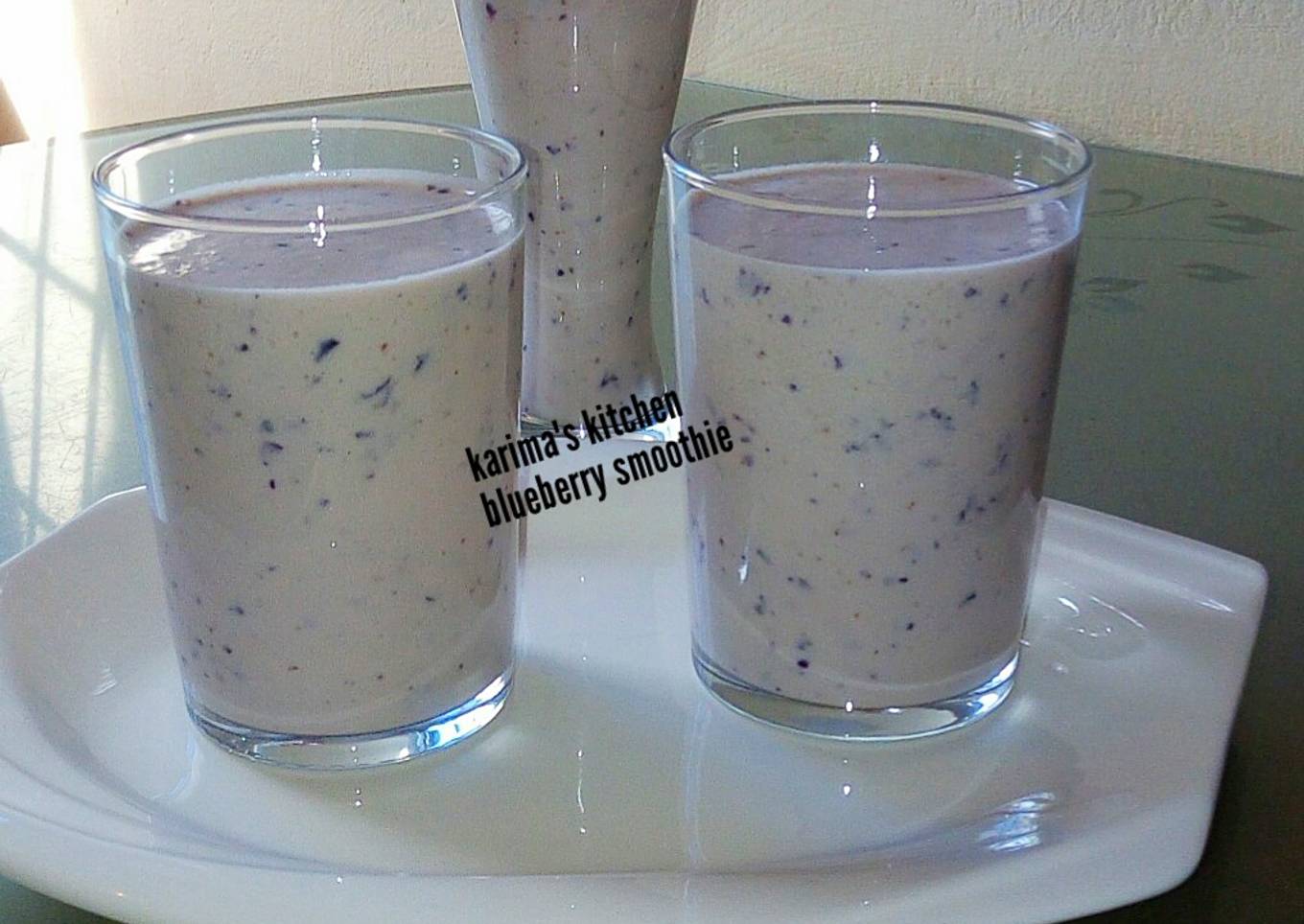 Blueberry smoothie