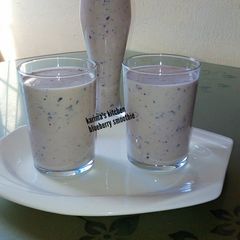 A picture of Blueberry smoothie.
