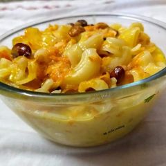 A picture of Carrot pasta kheer.