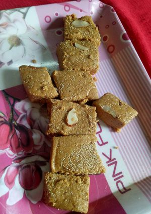 A picture of Basan ki burfi.