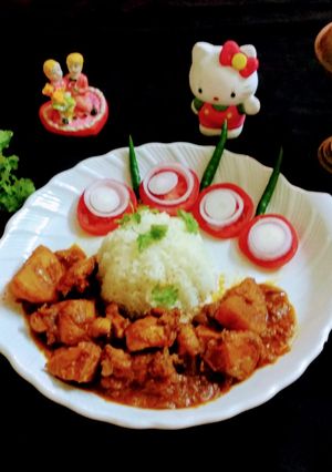 A picture of Murgir jhol (sunday spl) bengali style.