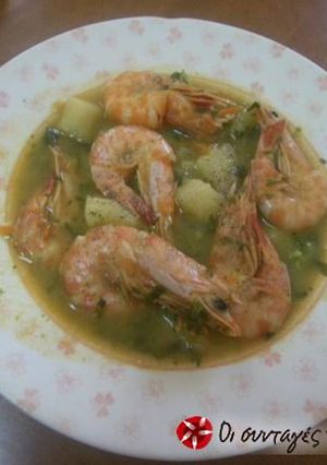 A picture of Shrimp soup.