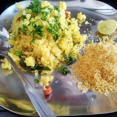 A picture of Batata Pohe.