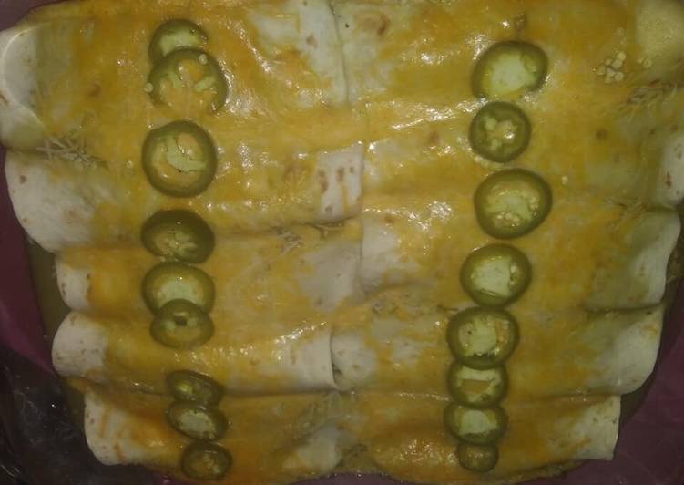 Recipe of Perfect Easy chicken enchiladas