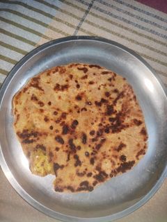 आलू का पराठा (Aloo ka paratha recipe in hindi) रेसिपी मुख्य फोटो