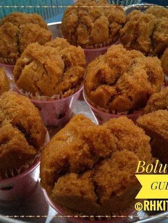 Langkah Mudah untuk Menyiapkan Resep Bolu Kukus Gula Merah mekrok yang Uenak Anti Ribet, Mantap