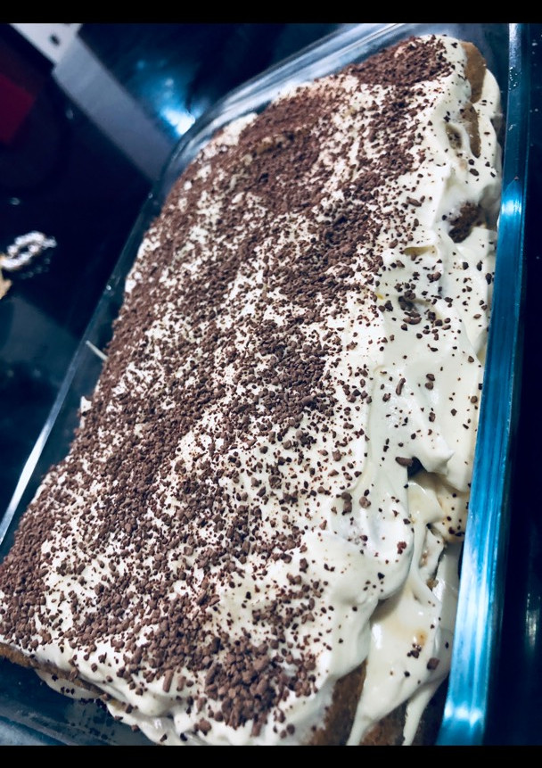 Una foto de Tiramisú rico y fácil con pocos ingredientes!