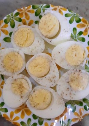 A picture of Boiled Eggs.