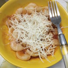 A picture of Macaroni Pasta in Red Sauce.