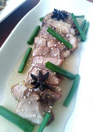 Una foto de Lomo de cerdo en salsa Ajonjolí