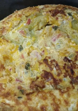 Una foto de Tortilla de verduras y huevo mediana