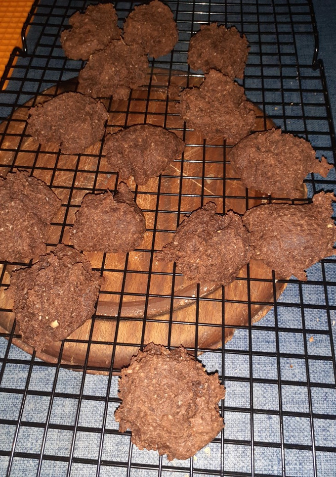 Una foto de Galletitas de cacao sin harina ni azúcar