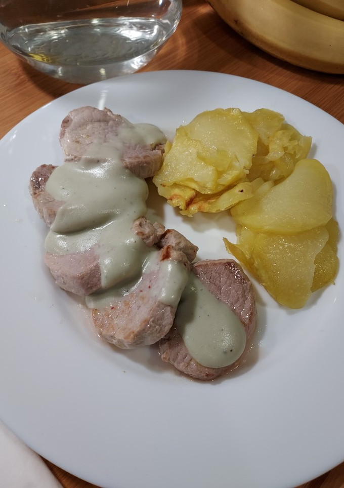 Una foto de Solomillo de cerdo con salsa de cabrales