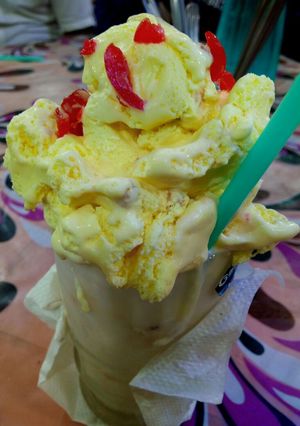 A picture of Vanilla lassi.
