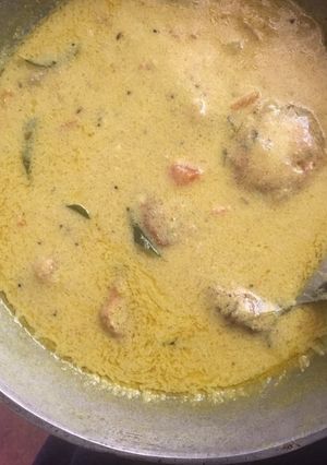 A picture of Curd curry.