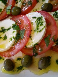 Una foto de Ensalada caprese
