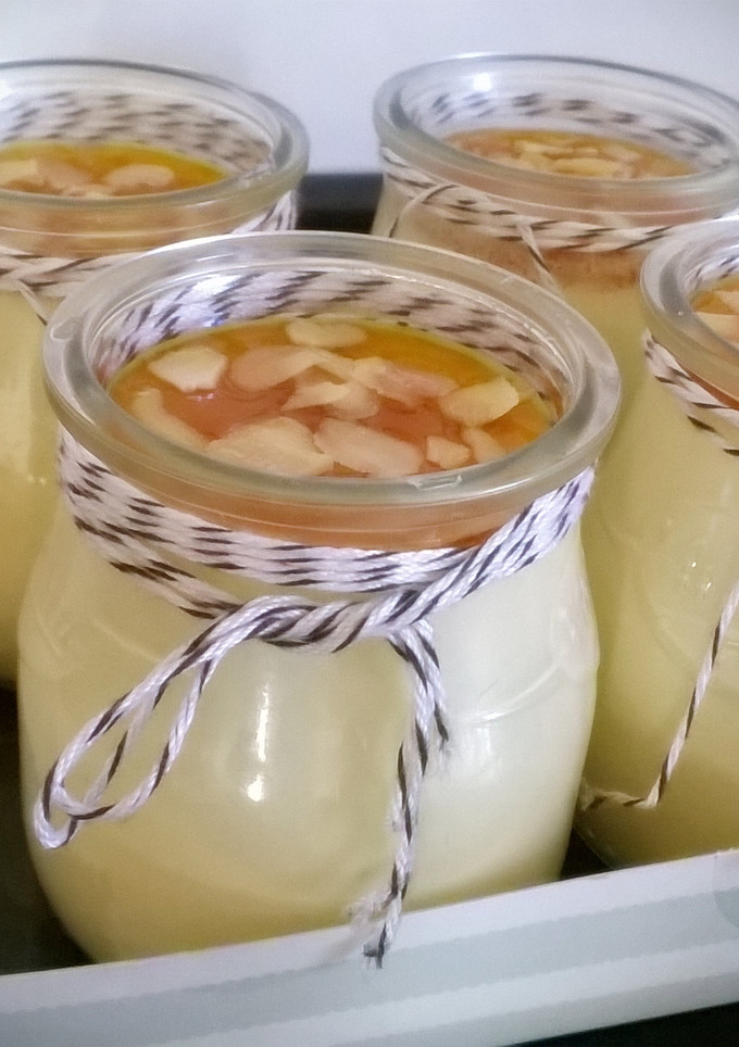 Una foto de Mousse de chocolate blanco