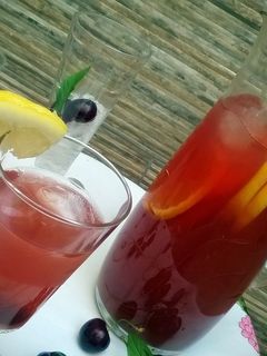 Una foto de Limonada de cerezas
