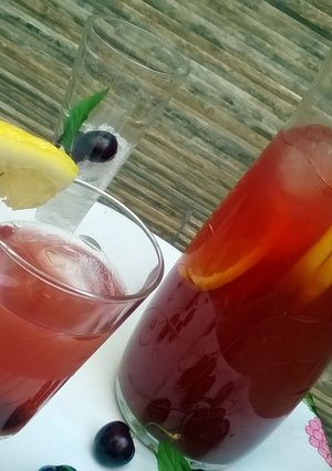 Una foto de Limonada de cerezas