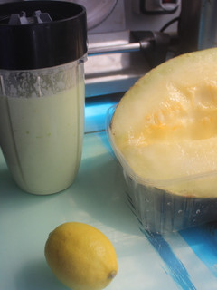 Una foto de Gazpacho de melón con limón